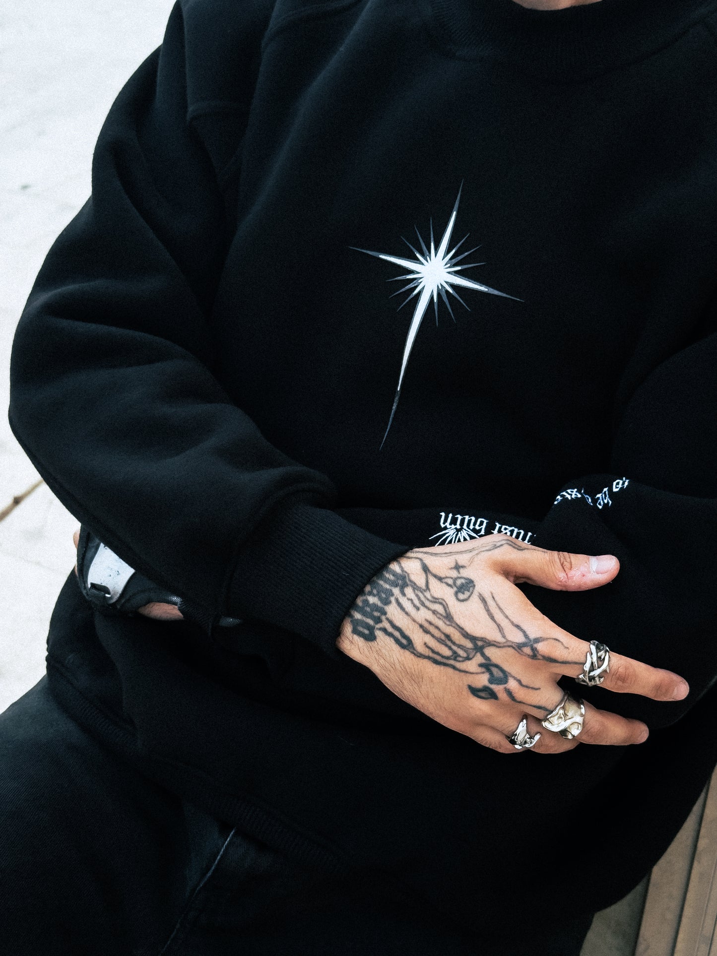 ASTRO9 GRAFFITI CREWNECK