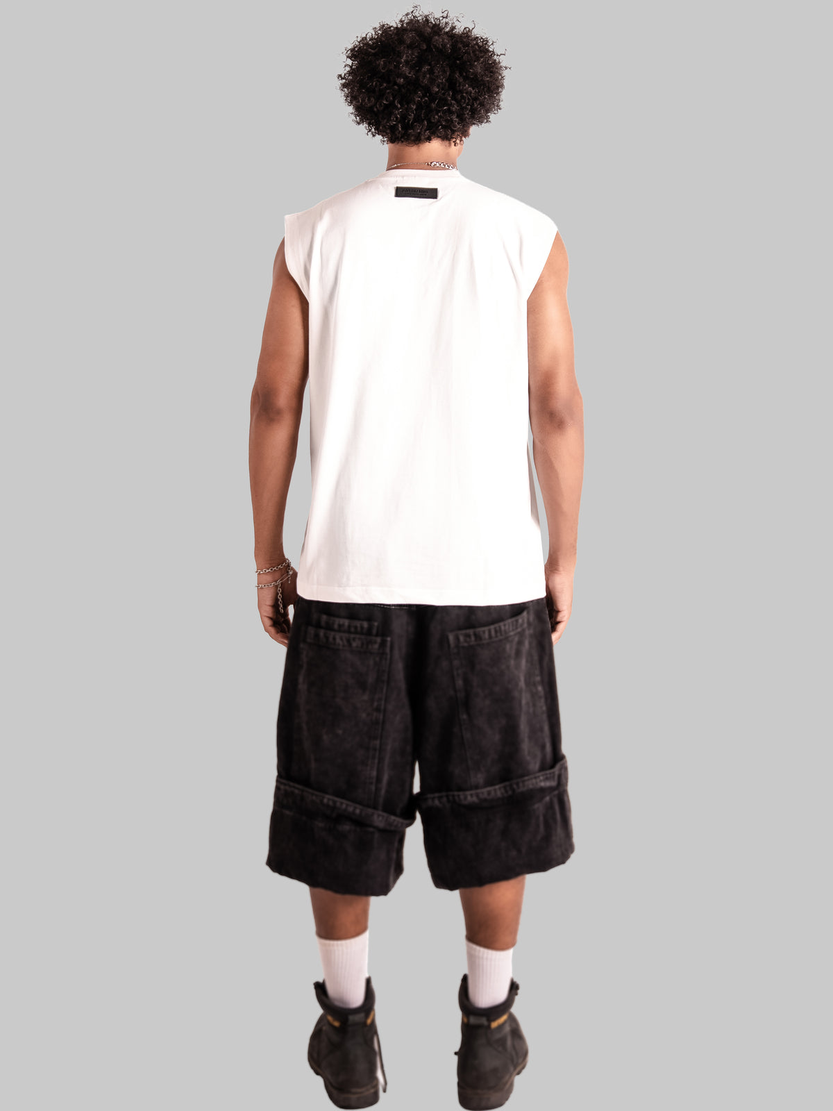 ASTRO STATIC SLEEVLESS TEE