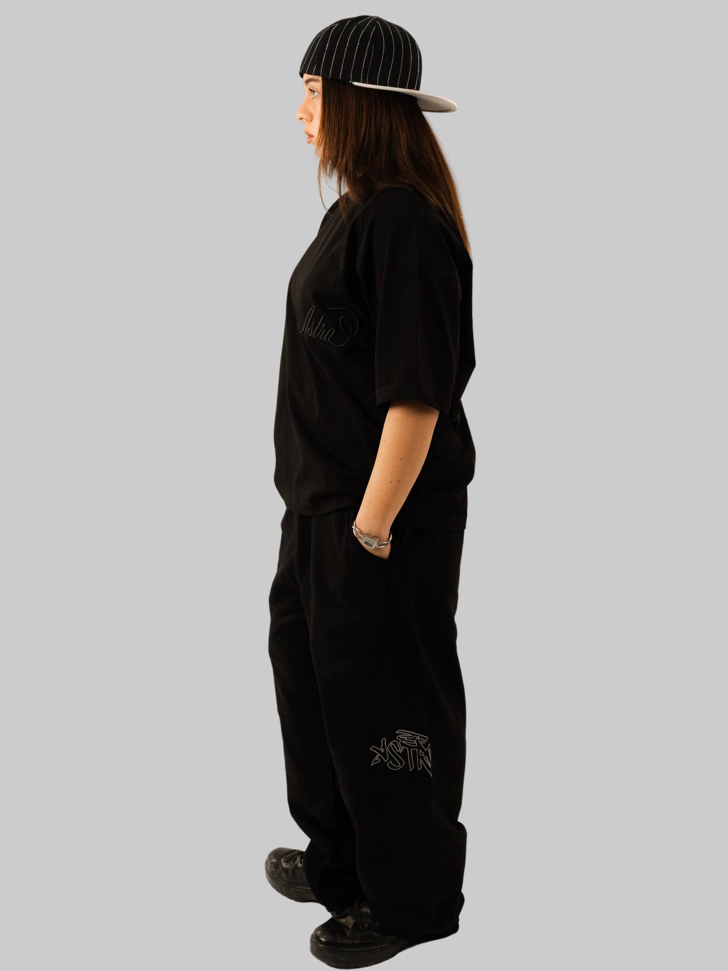 ASTRO BLCK SIGNATURE TEE