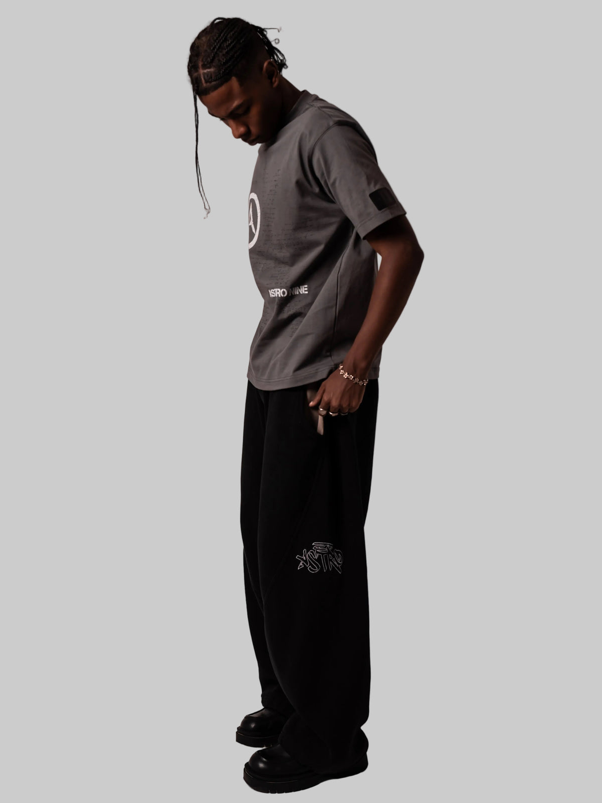 ASTRO9-GRAY STATIC TEE