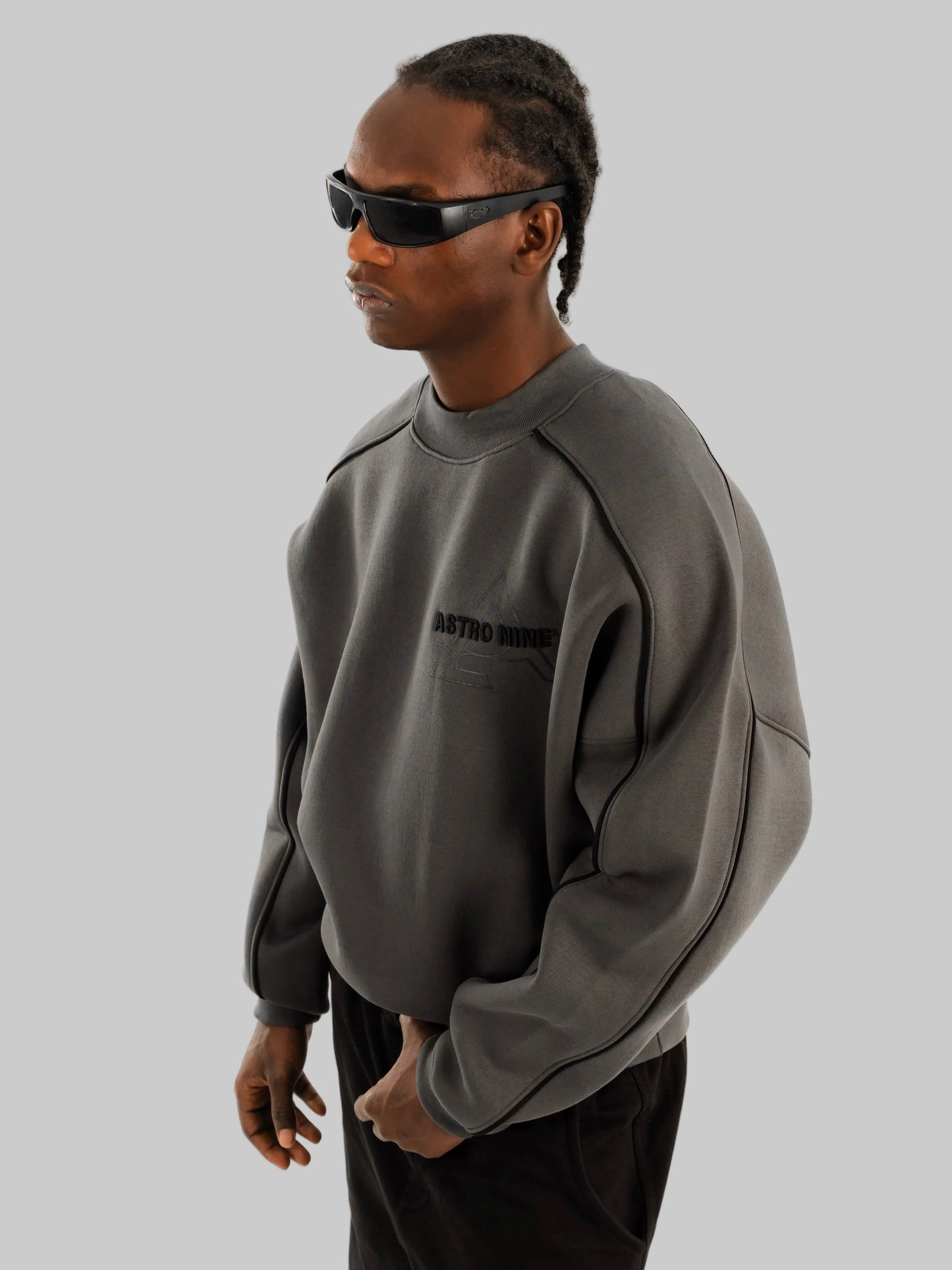 ASTRO NINE GRAY CREWNECK