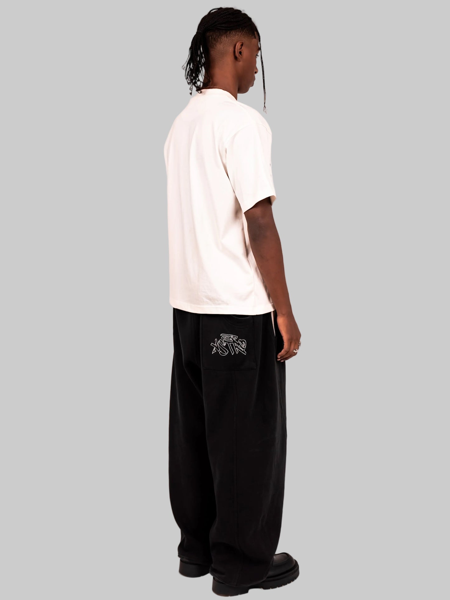 ASTRO9-WHITE STATIC TEE