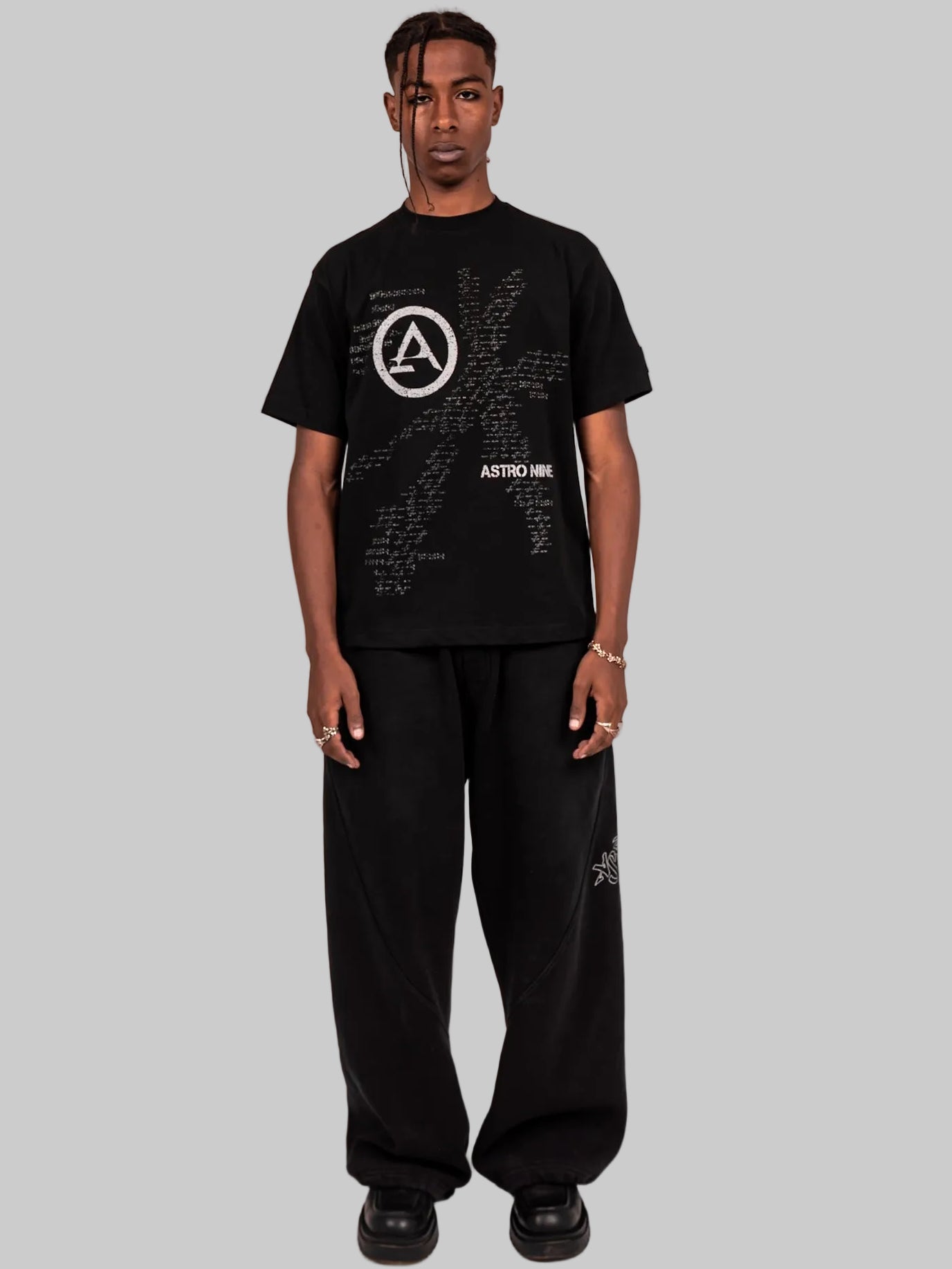 ASTRO9-BLACK STATIC TEE