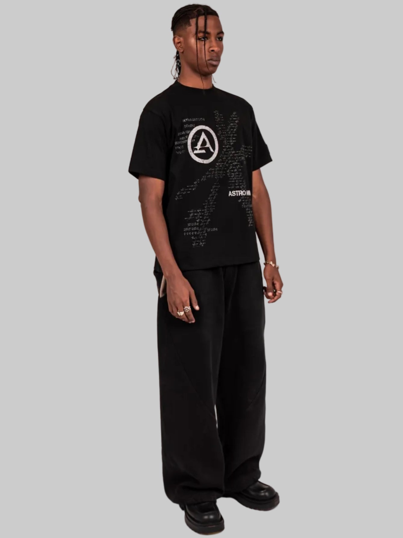 ASTRO9-BLACK STATIC TEE