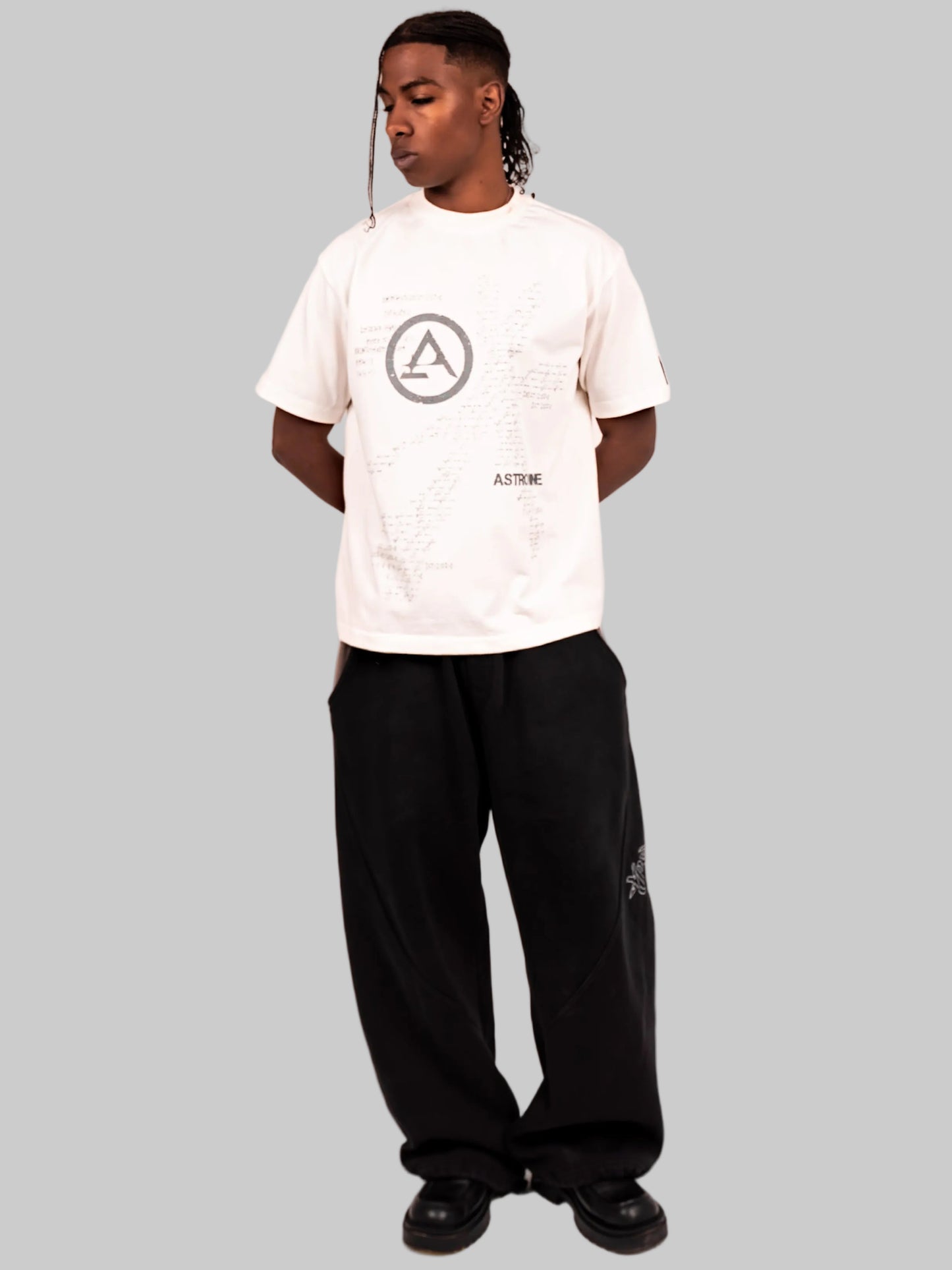 ASTRO9-WHITE STATIC TEE